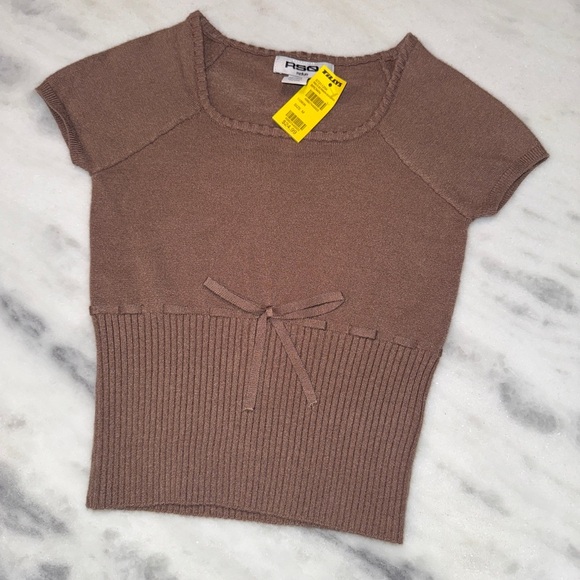 NWT RSQ Girls Ribbed Bows Sweater Top BROWN XS Tilly’s Back to School - Picture 1 of 3